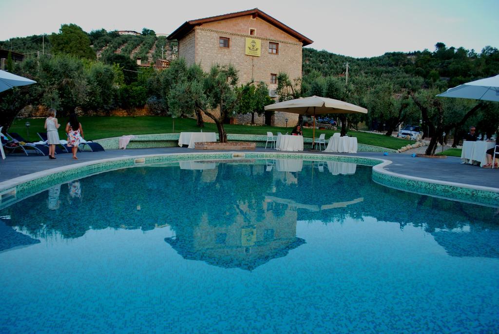 Agriturismo Casale Re Sonnino Buitenkant foto